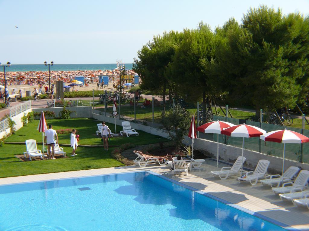 Residence Panorama Apart Hotel Bibione Exteriér fotografie